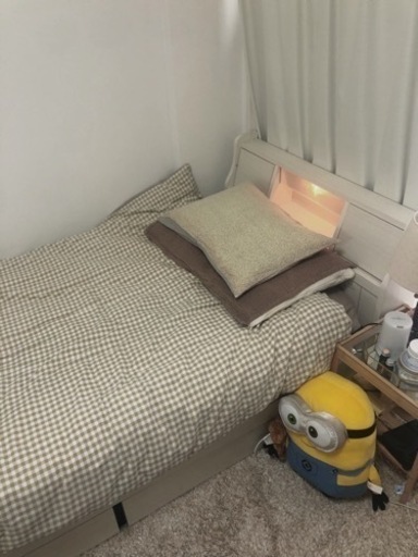 シングルベッド　ニトリ　ほぼ新品