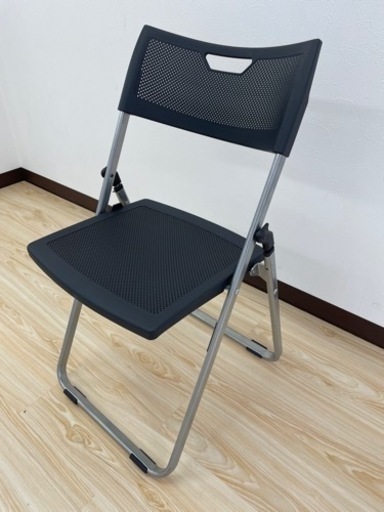 店舗を閉める為、不用品をお売りします。
