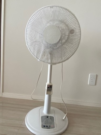 扇風機　リモコン付き