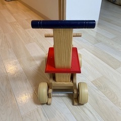 木製押し車、汽車の画像