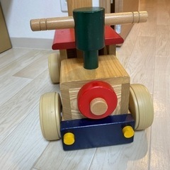 木製押し車、汽車の画像