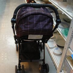 アップリカ ソラリア ベビーカー パープル【モノ市場半田店】151の画像