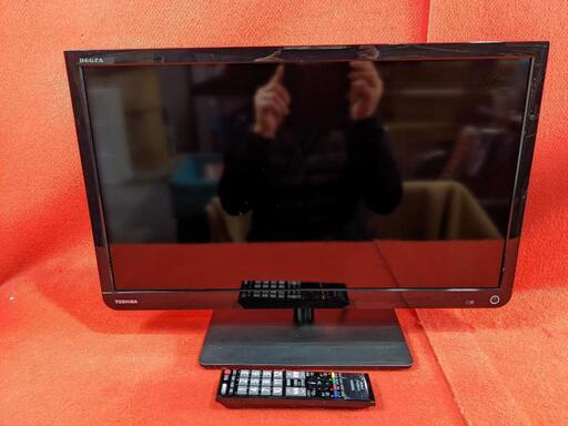 TOSHIBA　23型液晶テレビ　23S8　2015年製