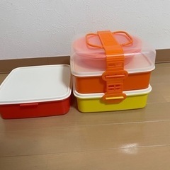 サンコープラスチック 弁当箱 ピクニックケース リオパック 3段 取り皿3枚付き  オレンジ　アウトドア　の画像