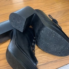 厚底サンダルの画像