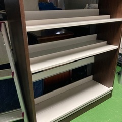 ● 大型の本棚の画像