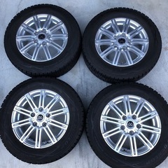 スタッドレスタイヤ 195/65r15 ノア、ヴォクシー