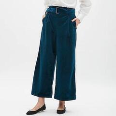 GU ベロアワイドパンツ