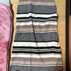 未使用ニットのスカート
