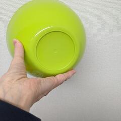 プラスティックボール２個の画像