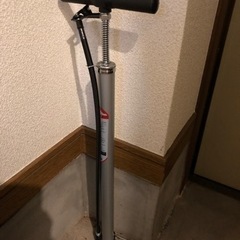 自転車　空気入れ