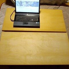 裁縫台（2枚ひと組）を差し上げます。 欲しい方は連絡下さい。 遠方の方も遠慮せずお願いします。の画像