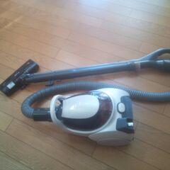 中古　14年製　MITSUBISHI 三菱 紙パック式 掃除機 ...