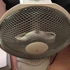 取引中　ハロゲンヒーター　中古　返信出来てない方申し訳ございません