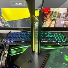 日本未発売！ASUS ヘッドホン ヘッドホンスタンドの画像