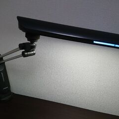 victorパソコンデスクスタンド付き値下げ！の画像