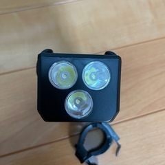 スマホホルダー一体LEDサイクルライトの画像