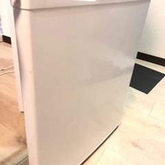 冷蔵庫　西新宿の画像