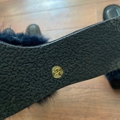 ENVYM ファーサンダルの画像
