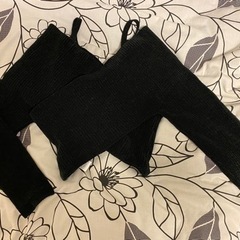 【新品】EMODA フロントクロスショートニット F ブラックの画像