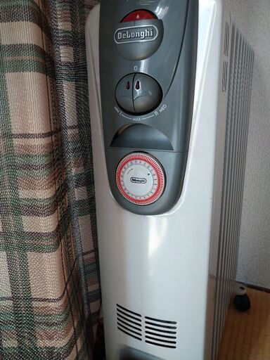 デロンギ　オイルヒーター