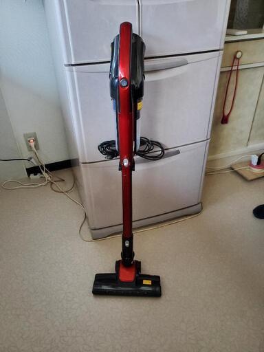 サイクロン式掃除機　　(お話し中です)