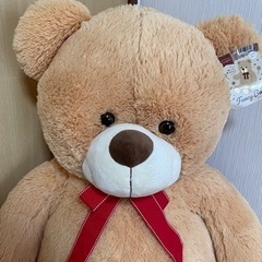大きなくまのぬいぐるみの画像