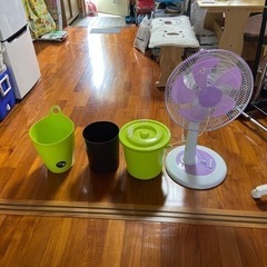 蓋つきバケツ、ゴミ箱3点まとめての画像