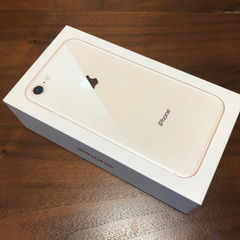 《感謝》iPhone８の空箱と未使用のイヤホン