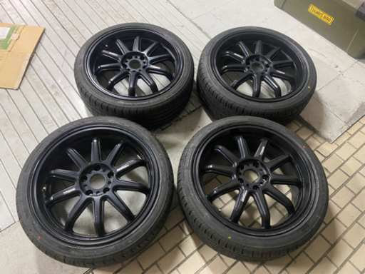 美品 タイヤホイールセット 18インチ