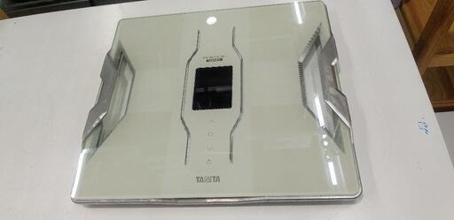 タニタ TANITA RD-903★2017年製  [デュアルタイプ体組成計 インナースキャンデュアル スマホ対応 レッド]41102