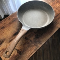 フライパン(直径27cm)