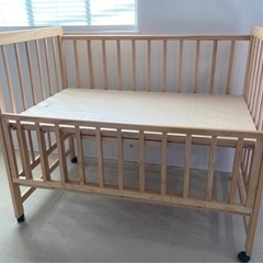 ベビーベッド　【引き渡し予定済み】の画像