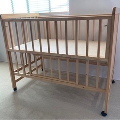 ベビーベッド　【引き渡し予定済み】