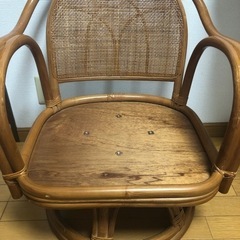 お取引中です   回転椅子の画像