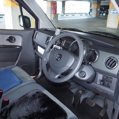ハイブリッド車に負けない低燃費車の画像