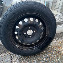 ホール付け、バリ山の普通車用175/65R14  82Sタイヤ1本