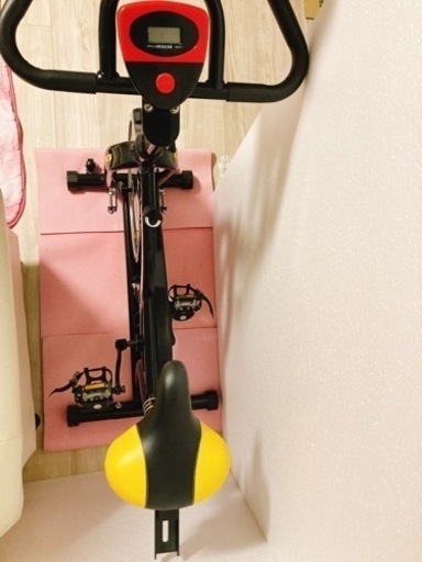 スピンバイク&ピンクマット付