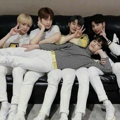 tomorrow x together💙TXT