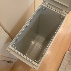 無印良品 ダストボックス 30L 蓋＆キャスター付の画像