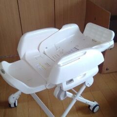 コンビ　ハイローチェア　クリーニング済　美品！