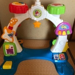 おもちゃ　つかまり立ち play skool