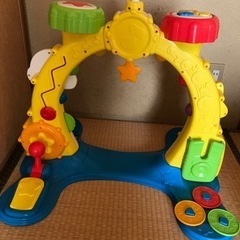 おもちゃ　つかまり立ち play skoolの画像