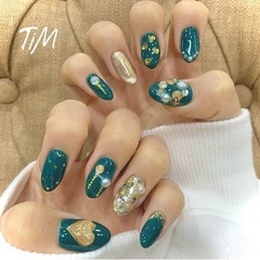 オープニングスタッフ大募集🎊①ネイリスト💅　②アイリスト👁の画像