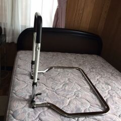 値下げしました。　起き上がり補助　手すり　ベッド用アーム　EZGLAM　介護　の画像