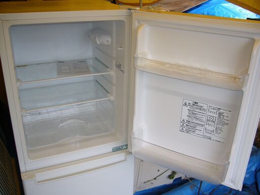 決まりました。冷蔵庫グラシア１０６リットルほぼ未使用高知市内無料配達