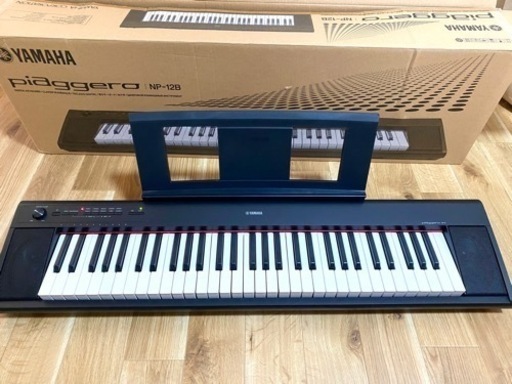電子ピアノ YAMAHA piaggero NP-12B