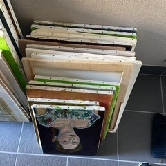 キャンバス　大小　20数枚　使用済みアリの画像