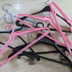 早めの取引希望　　ハンガー　中古