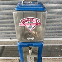 ガムボールマシン